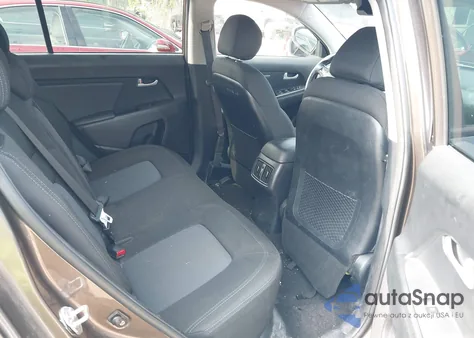 2015 Kia Sportage Lx z USA, uszkodzony, nr VIN KNDPB3AC6F7670218